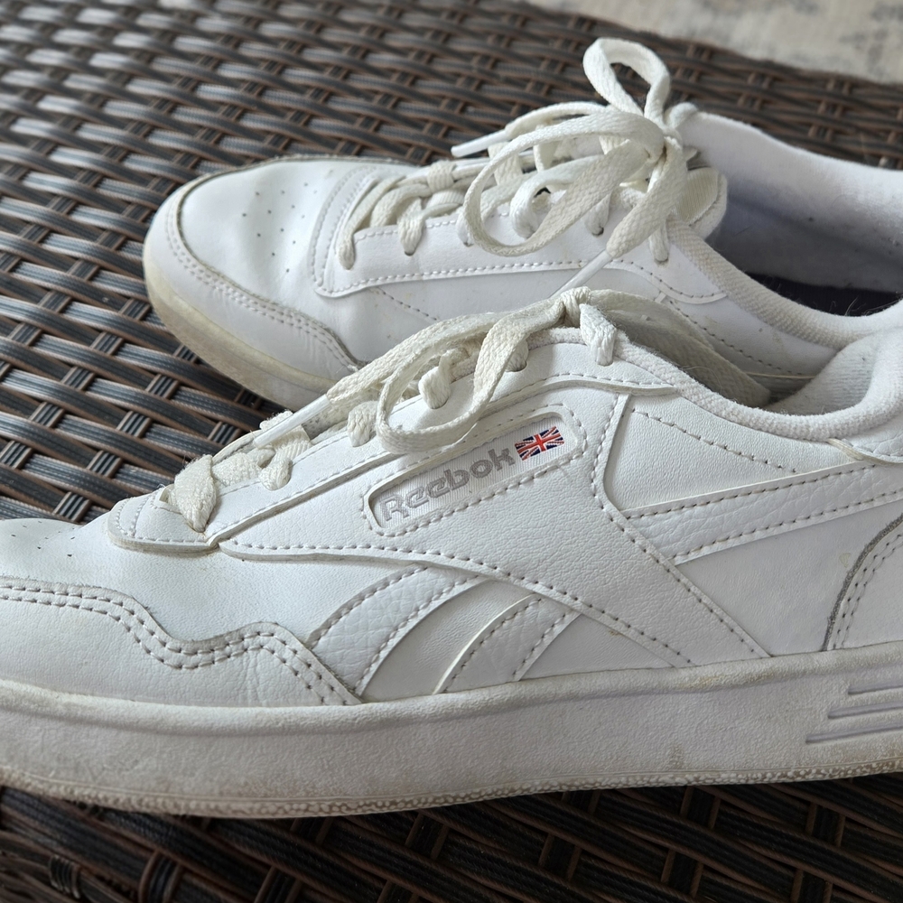 Reebok Classic White Leather Sneakers - Picture 3 of 8